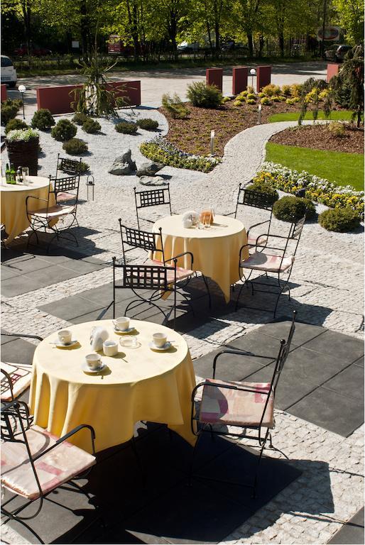 Agat Hotel 우치 외부 사진